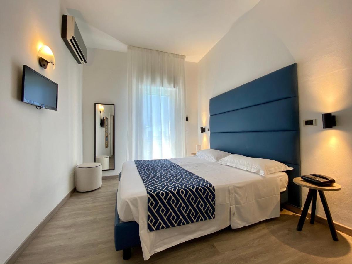 פונטבלנדה Hotel Rombino מראה חיצוני תמונה