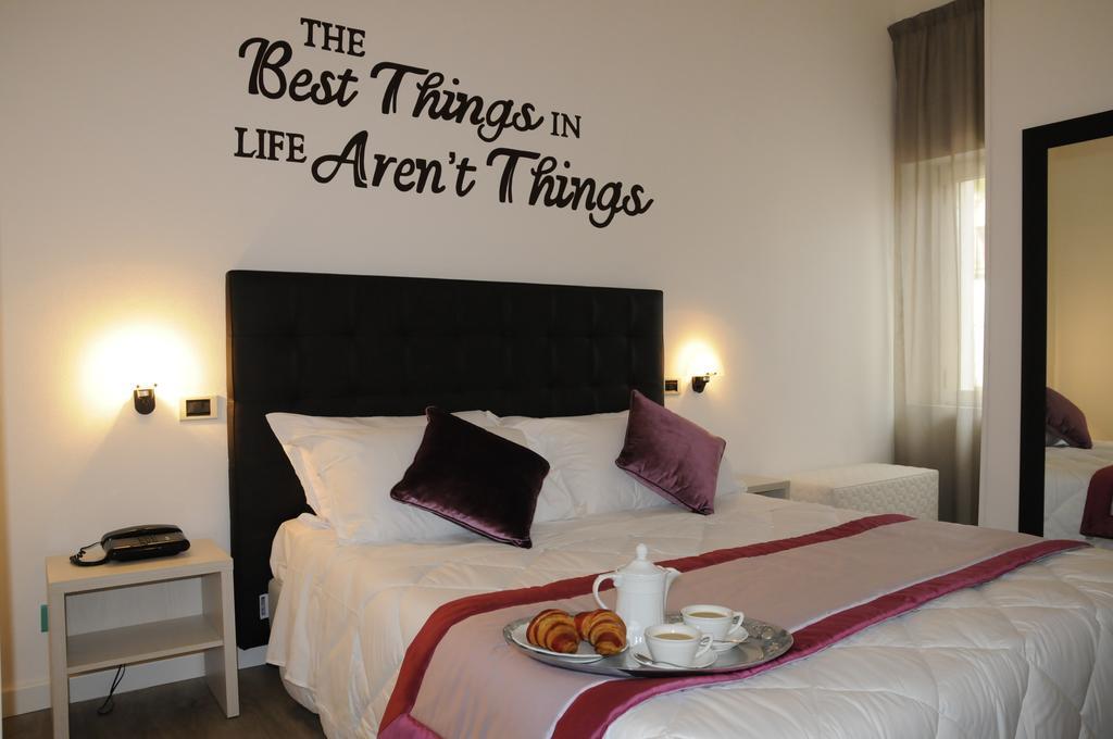 פונטבלנדה Hotel Rombino מראה חיצוני תמונה