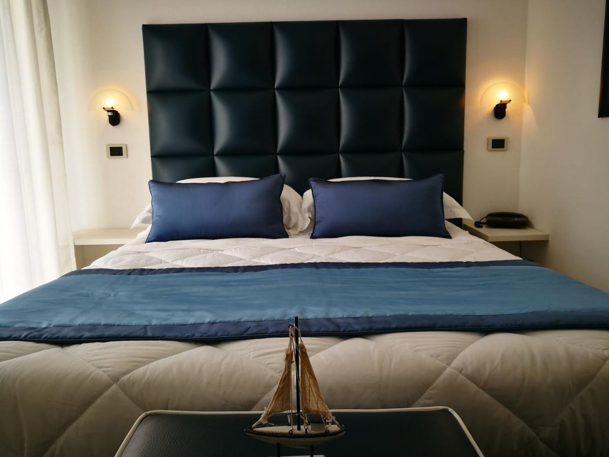 פונטבלנדה Hotel Rombino מראה חיצוני תמונה