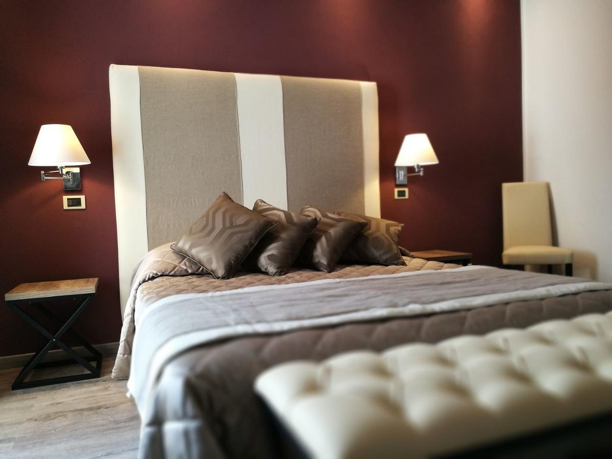 פונטבלנדה Hotel Rombino מראה חיצוני תמונה