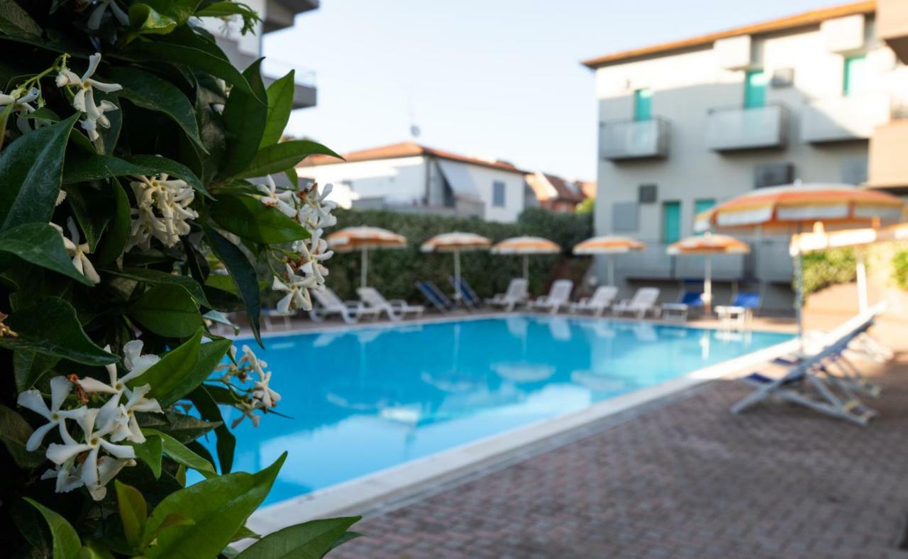 פונטבלנדה Hotel Rombino מראה חיצוני תמונה